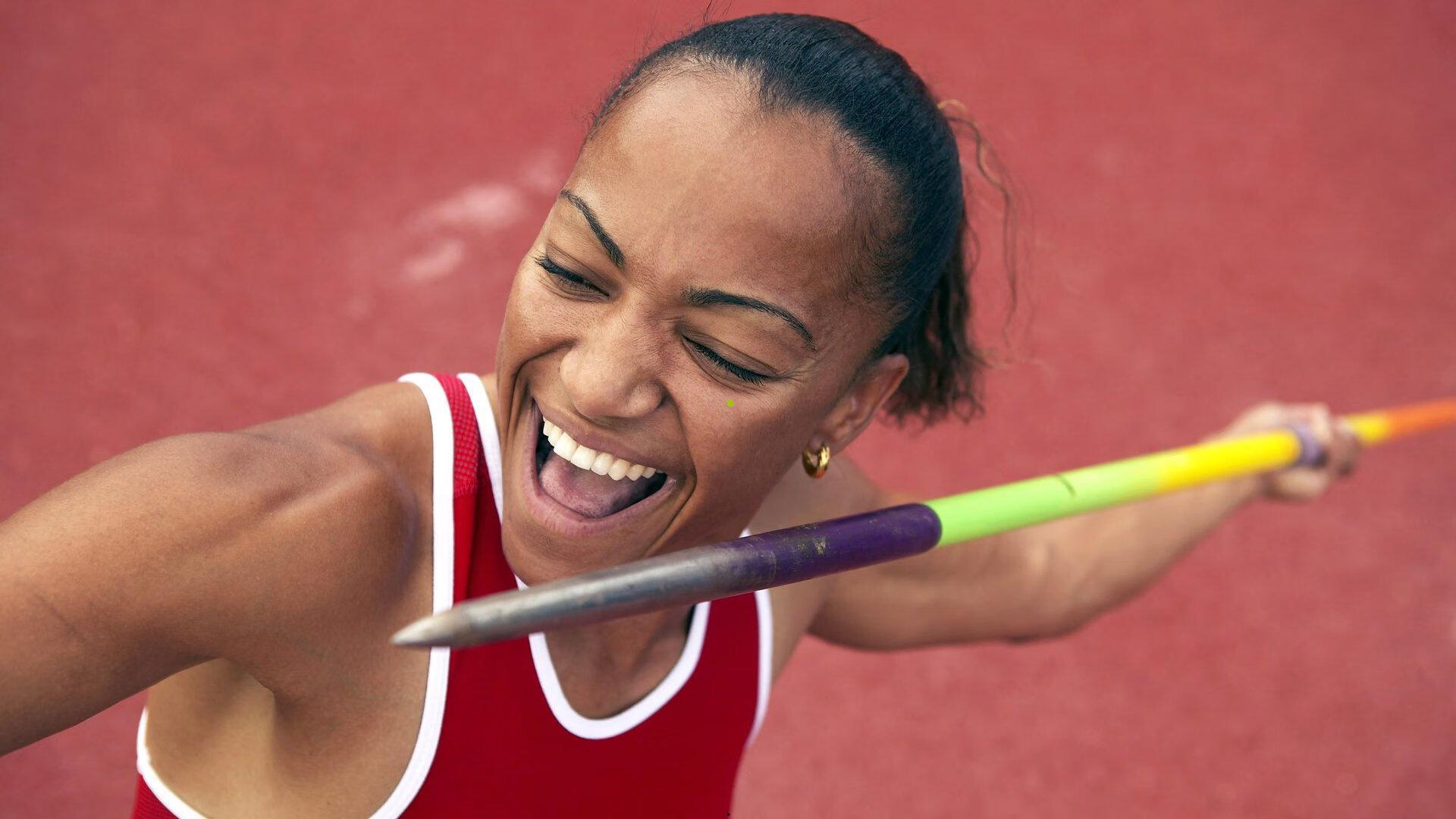 米亚托维奇建言皇马，以C罗模式激活姆巴佩，并强调我们当年不谈裁判的球队哲学